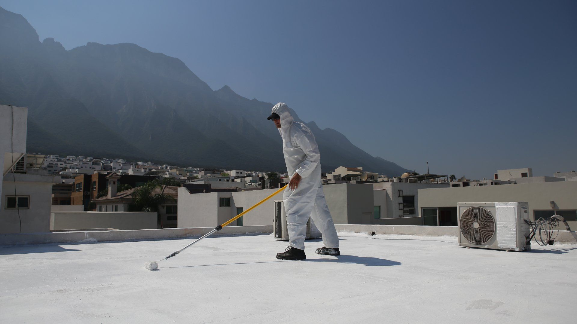 commercial roof maintenance