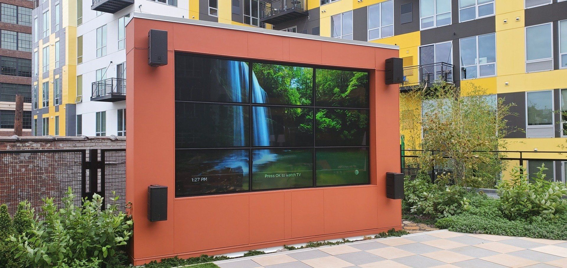 Digital Signage