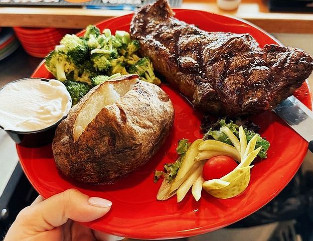 steak potato and broccoli