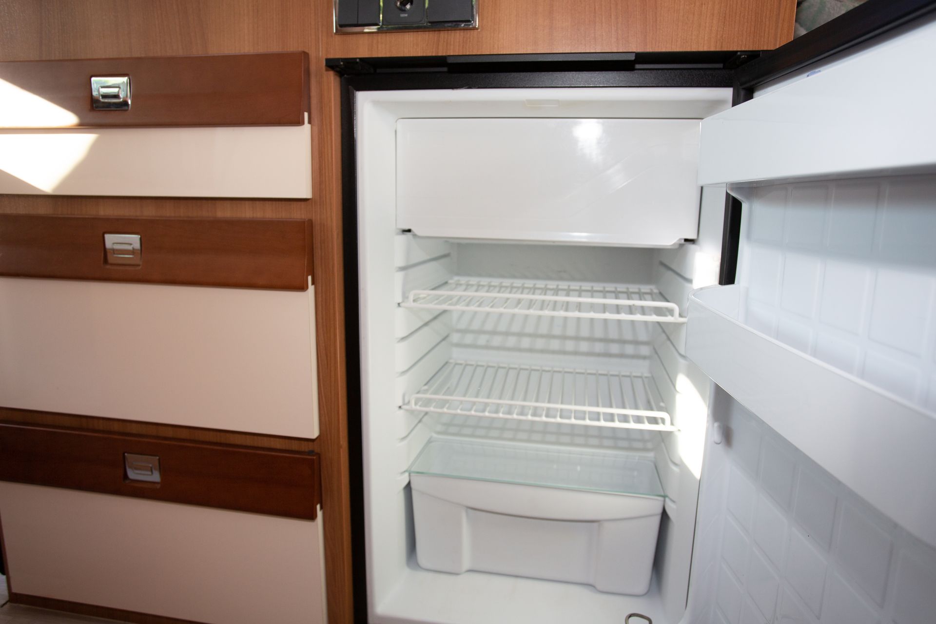 RV refrigerator repair