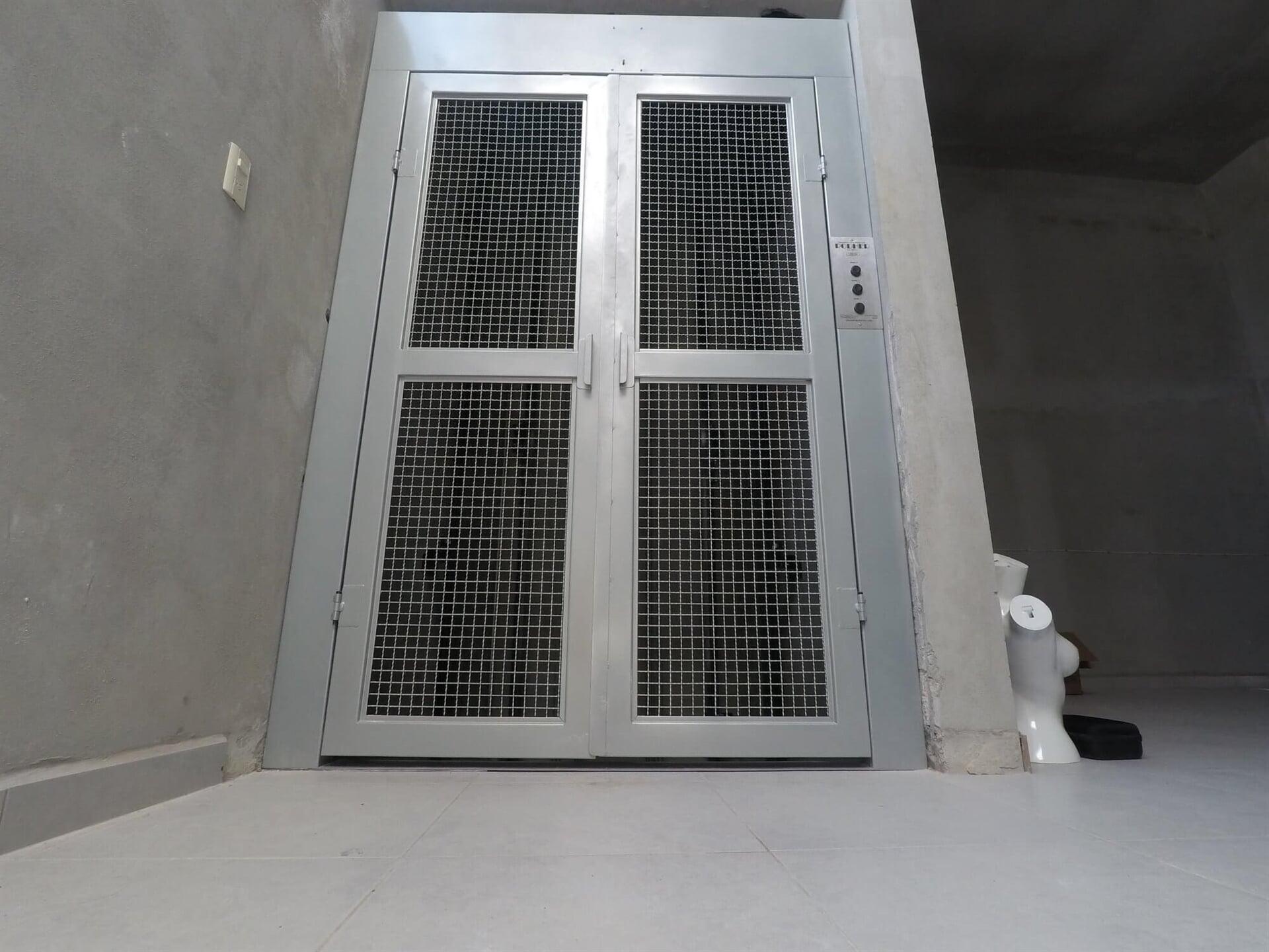 MANUFACTURAS METÁLICAS RODHER – Elevadores