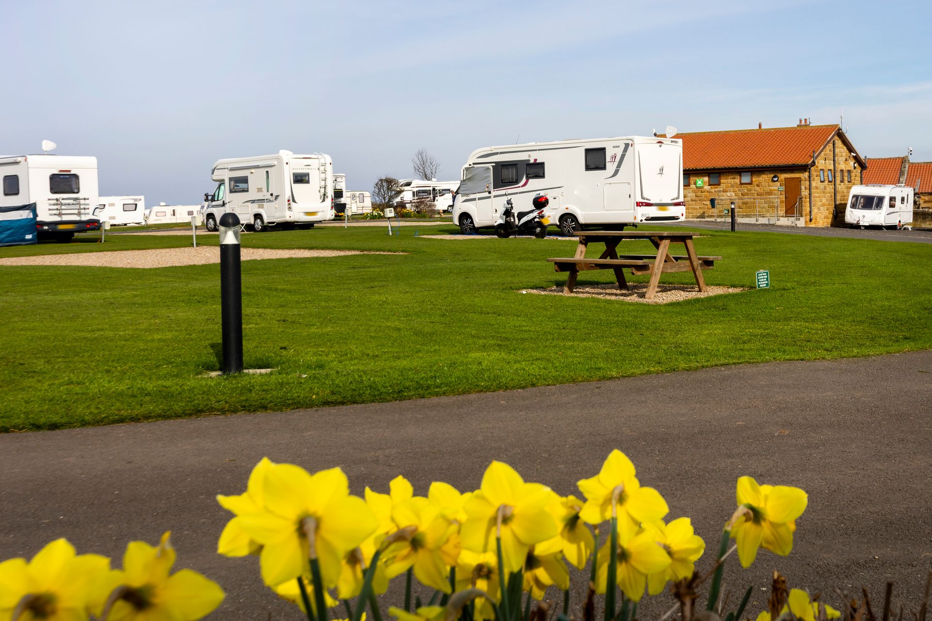 Caravan Park & Holiday Accommodation | Whitby | Sandfield House Farm