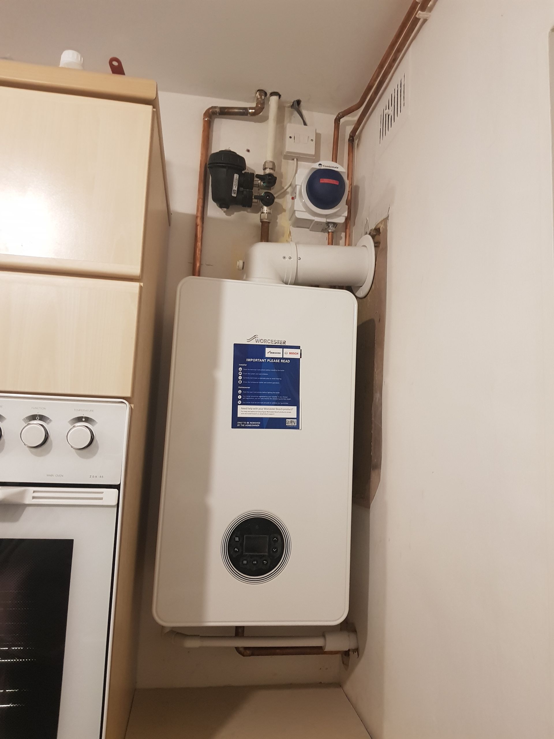 Bopiler installatio in college road reading