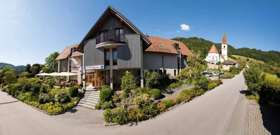 Dorfwirt