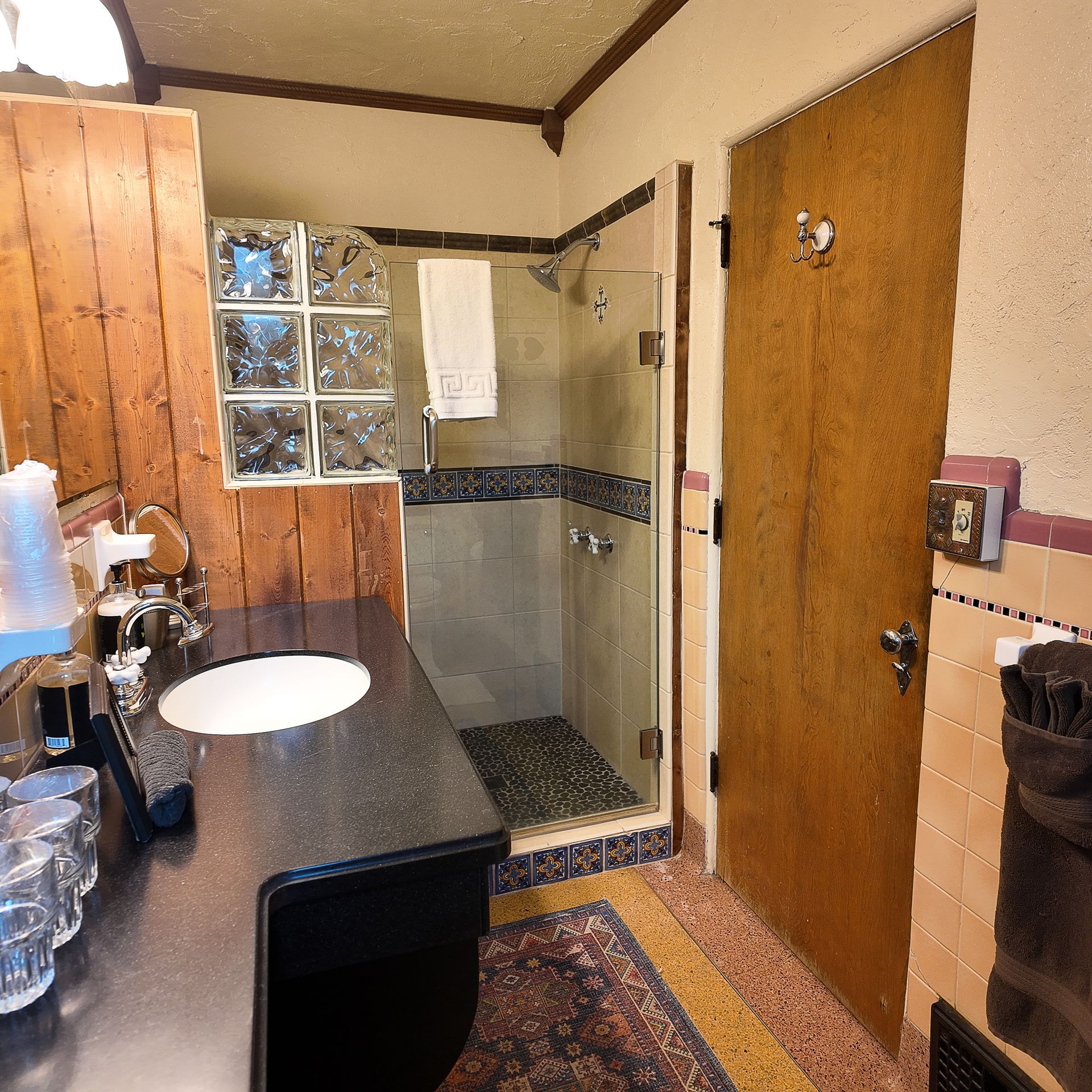 North Fork Ranch Stonehenge Lodge