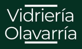 Logo blanco de Vidriería Olavarría sobre fondo verde oscuro.
