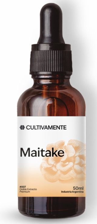 Frasco cuentagotas de color ámbar con la etiqueta “Maitake” de Cultivamento sobre un fondo blanco.