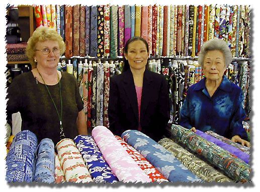 Three Women — Honolulu, HI — Kaimuki Dry Goods Ltd Three Women — Honolulu, HI — Kaimuki Dry Goods Ltd