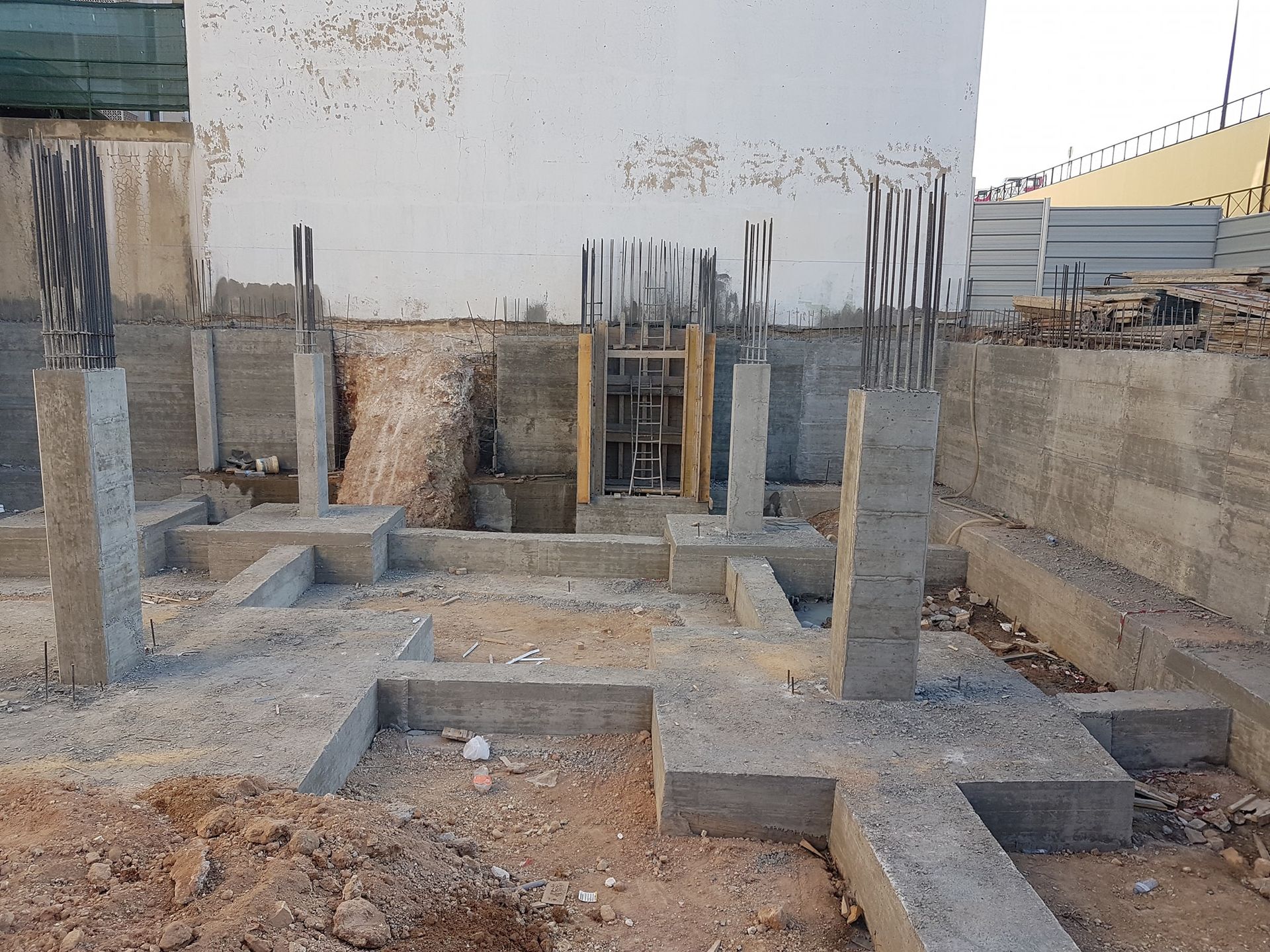 Construção integral Loulé - PRO RMR