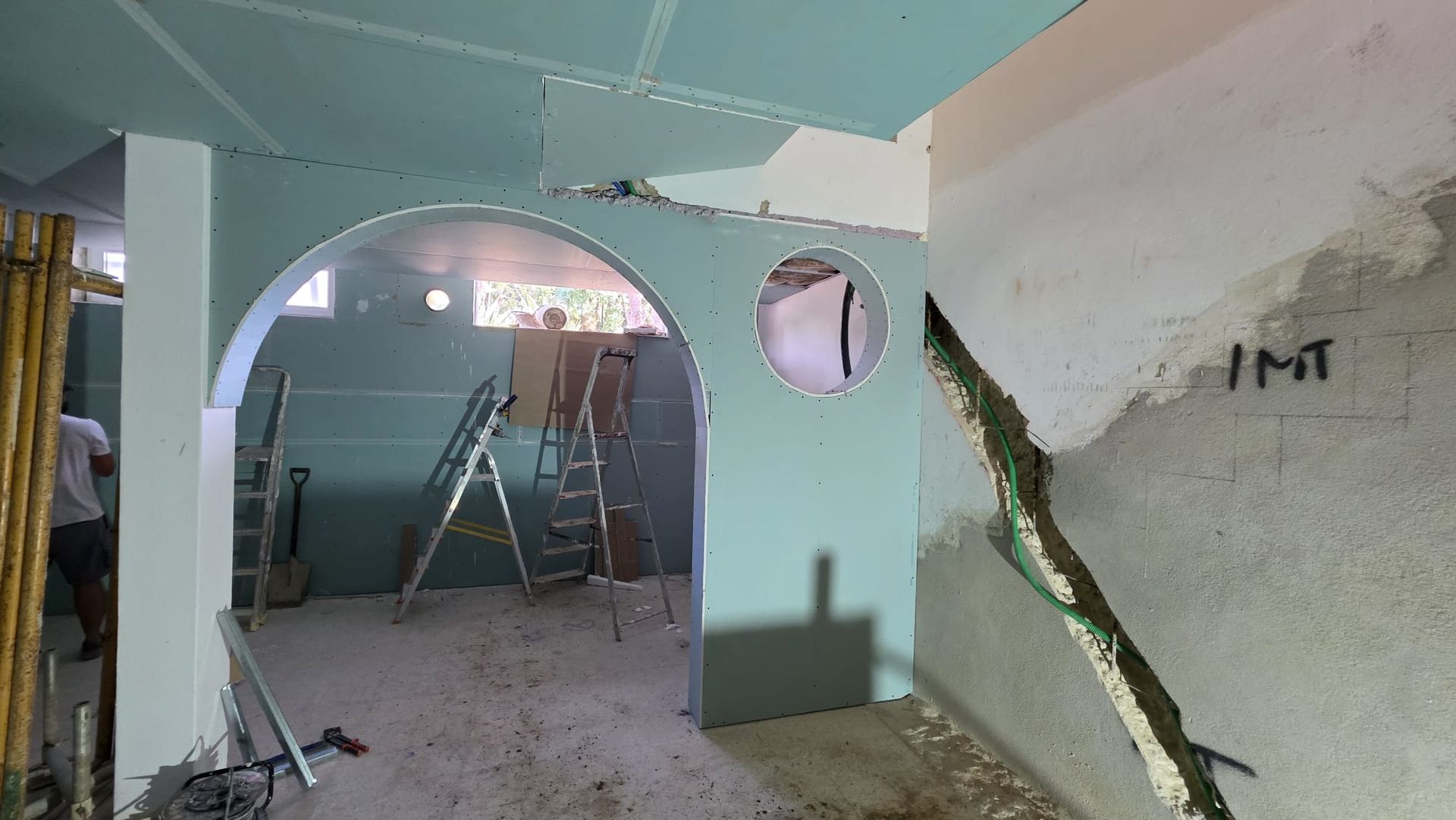 Remodelação de sala de jogos Quarteira — PRO RMR