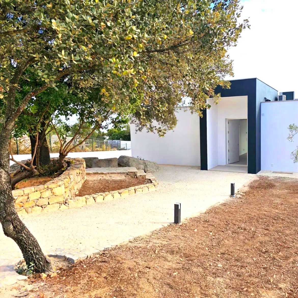 Construção integral Santa Barbara de Nexe  - PRO RMR