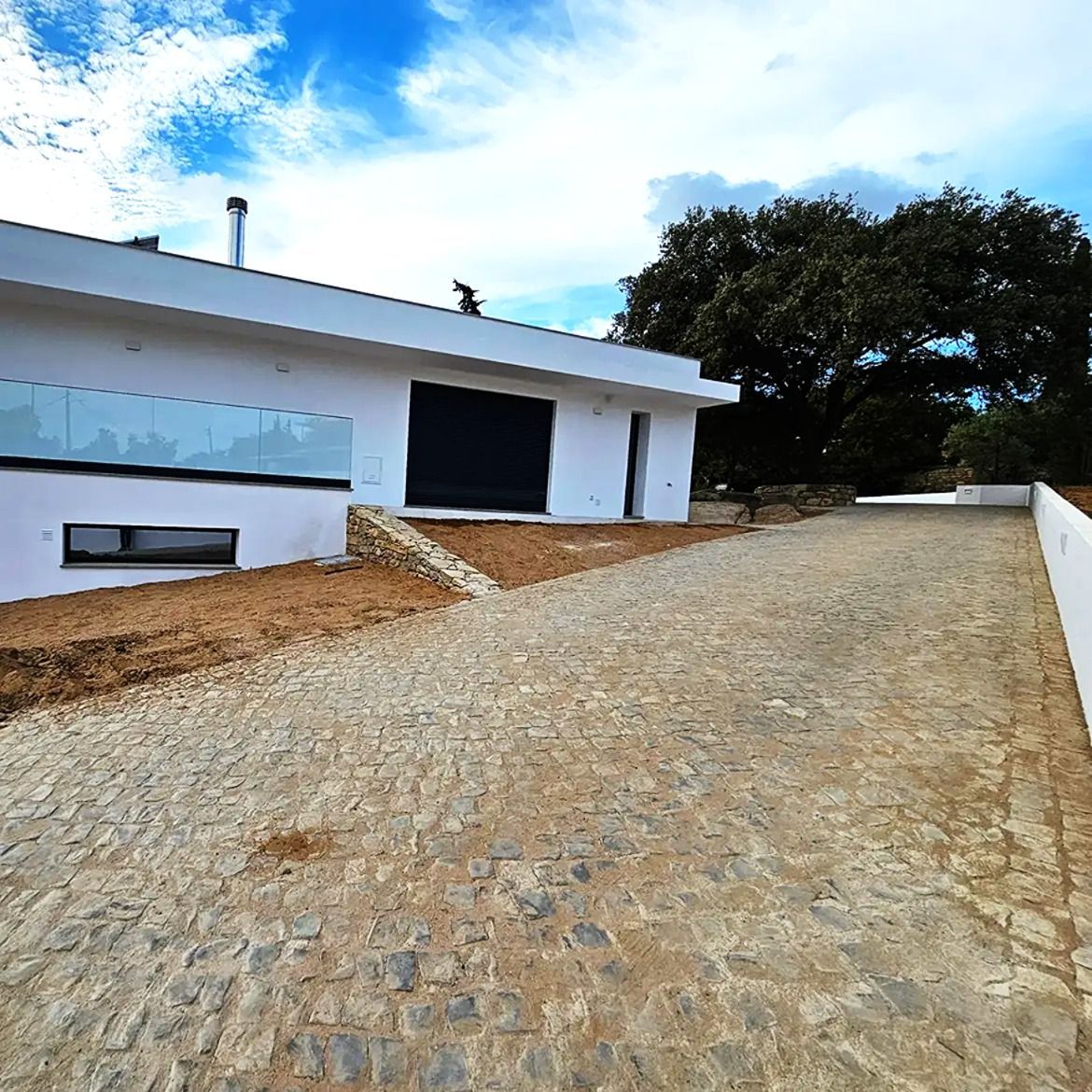Construção integral Santa Barbara de Nexe  - PRO RMR