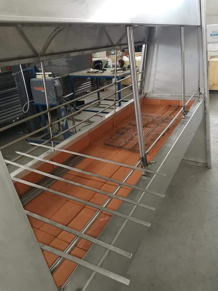 lavorazione in acciaio su misura, grill per eventi in strada