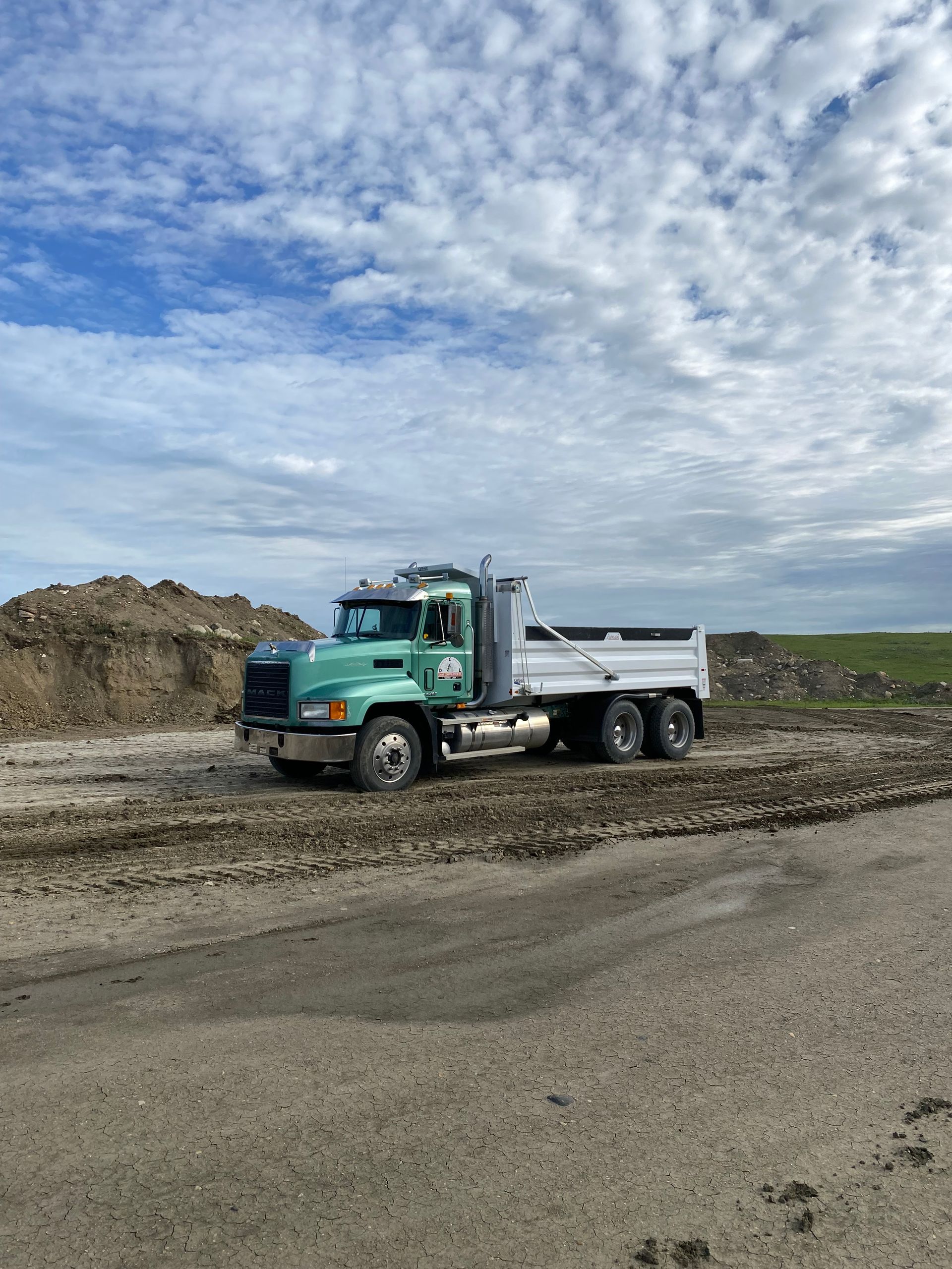 excavator bucket digging ground