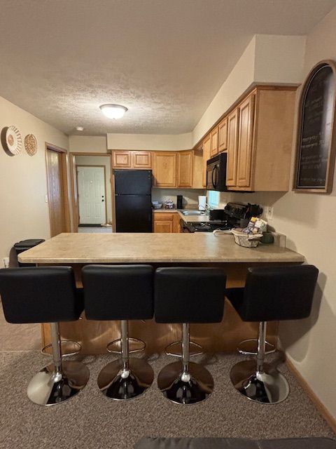 Kitchen With a Breakfast Bar
