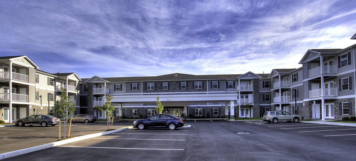 FAYEBROOKE ON MAPLE | Senior Apartments in Williamsville, NY