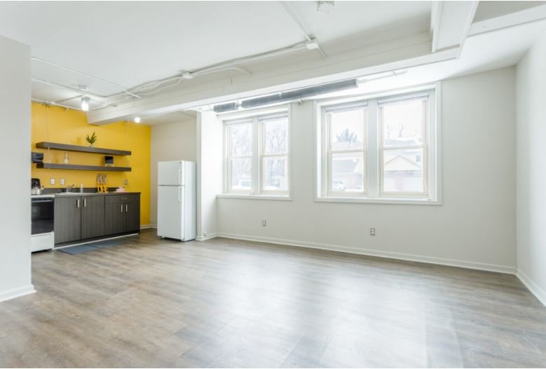 The Oakwood Manor Apartments