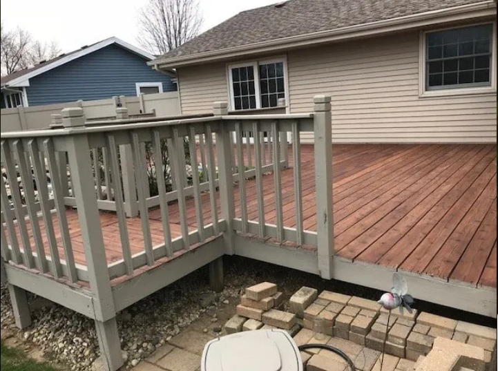Deck repair in Kankakee, IL