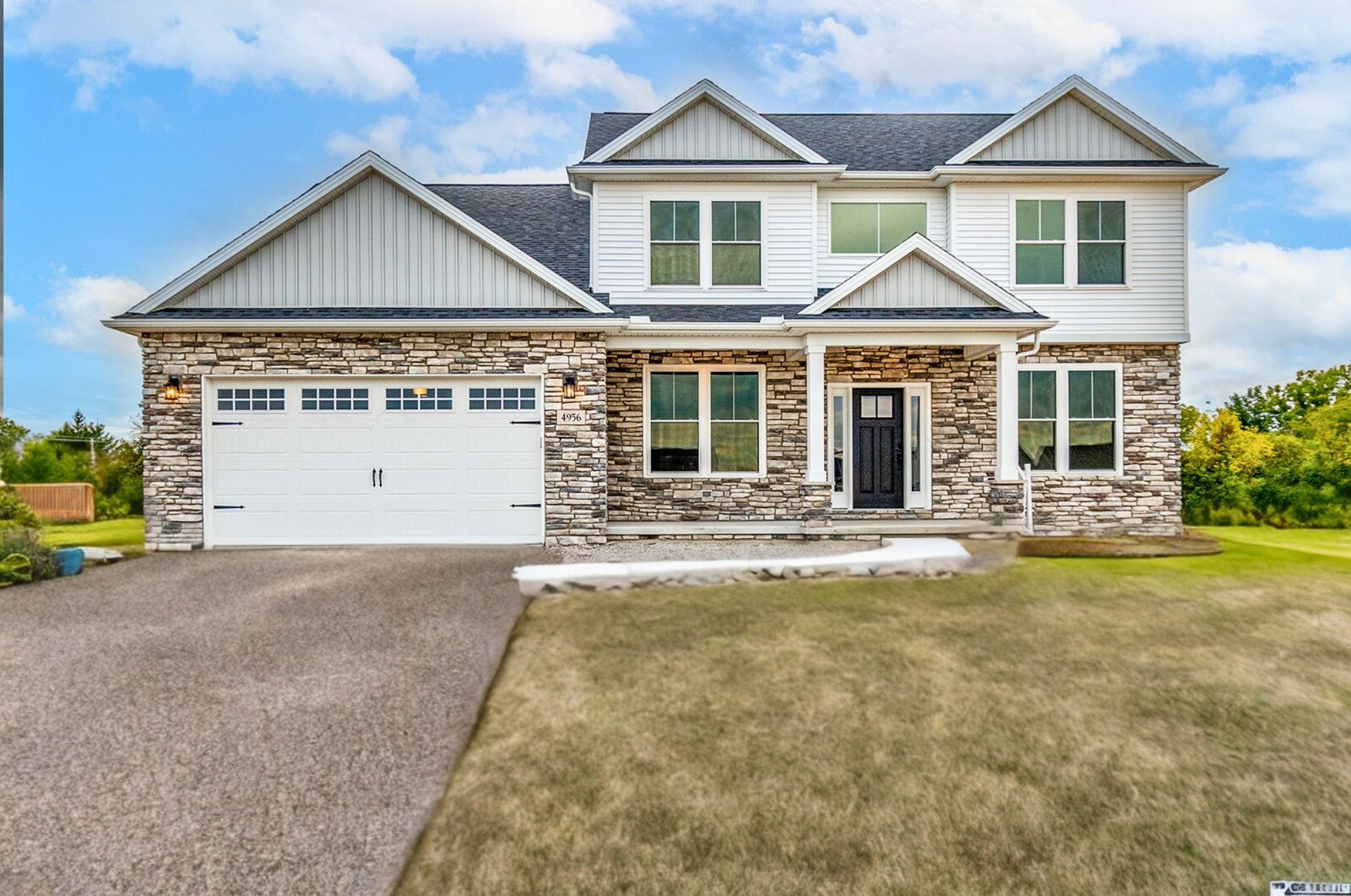 Athens Floor Plan - Buckeye Real Estate Group