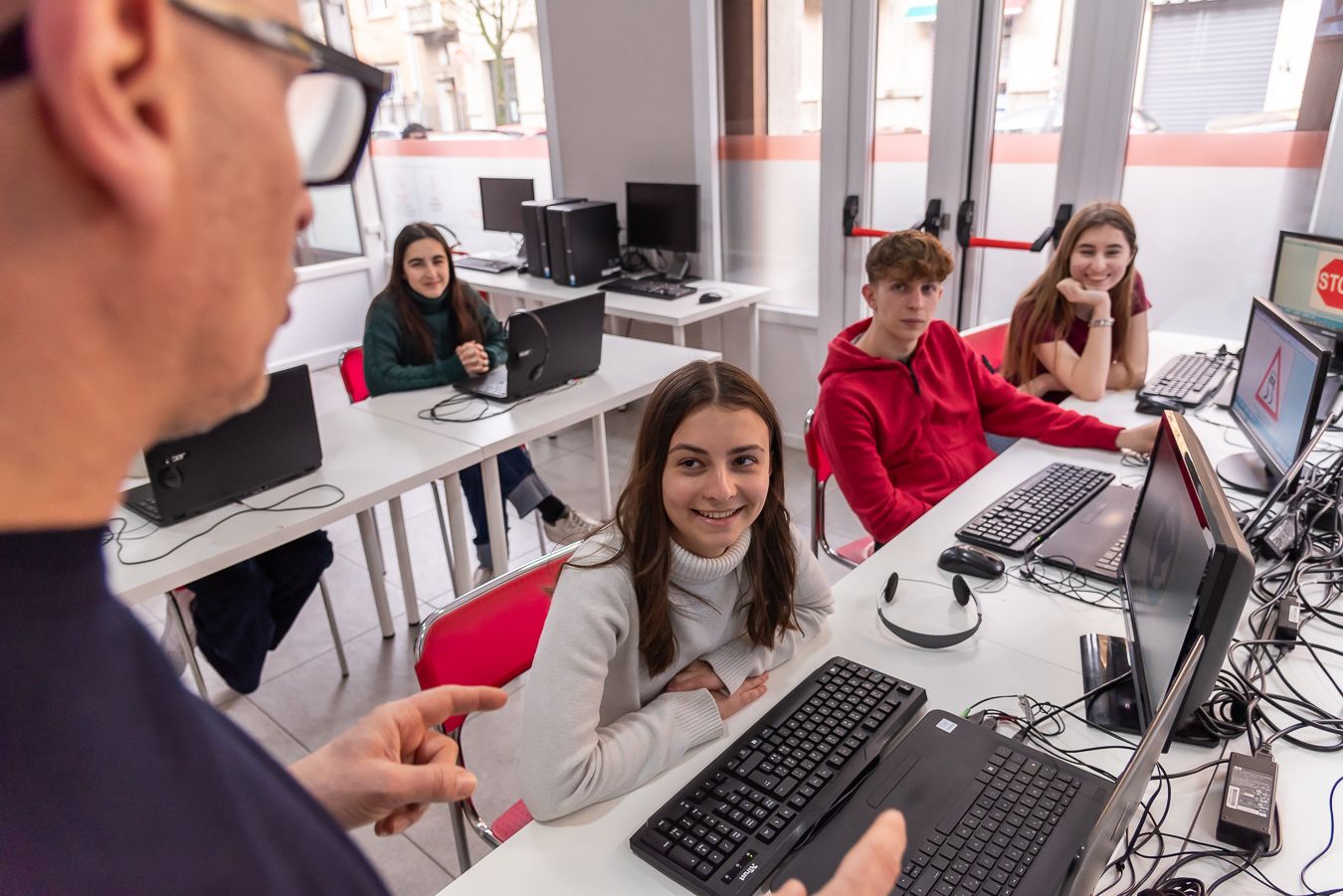 Aule Autoscuola Brusa