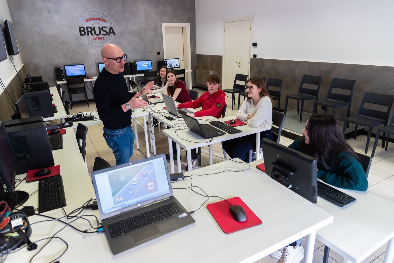 Aule Autoscuola Brusa
