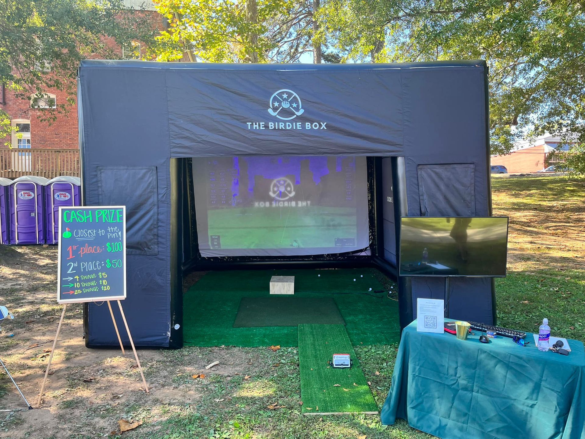 outdoor mobile golf simulator