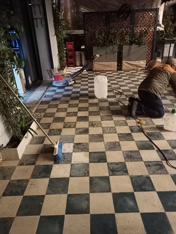 Pulido y abrillantado de mosaico hidráulico