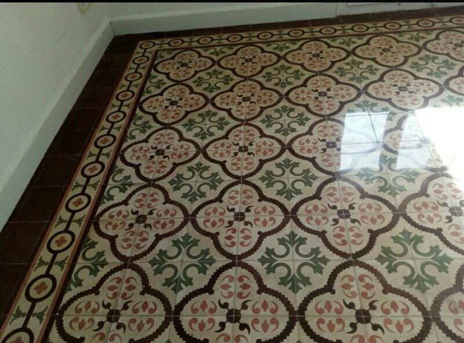 Pulir suelo mosaico hidraulico