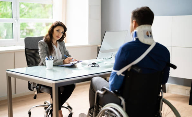 Attorney advising injured man