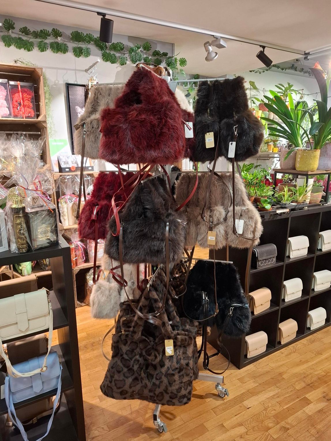 Fluffy bag zwart