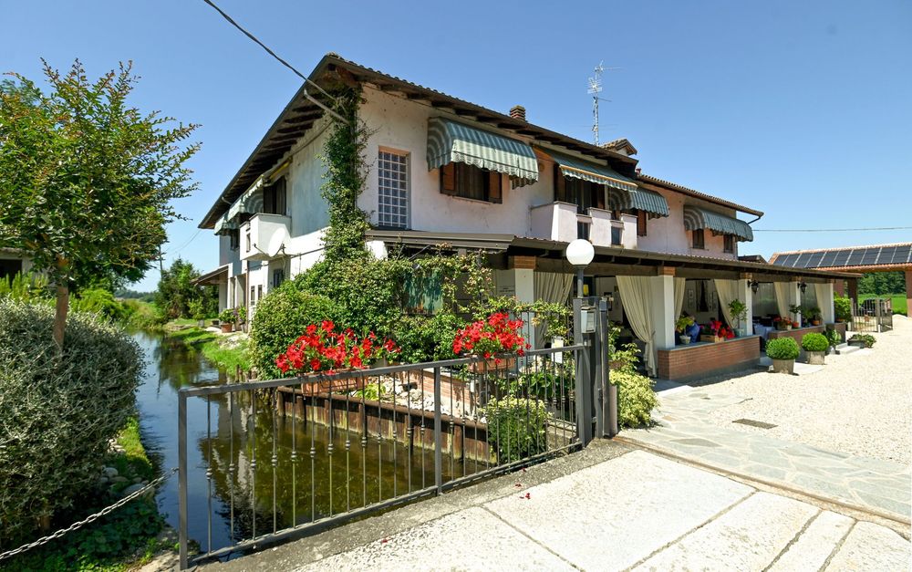 Da Carla Trattoria with Inn in Molino d'Isella, Gambolò, Vigevano, Pavia province