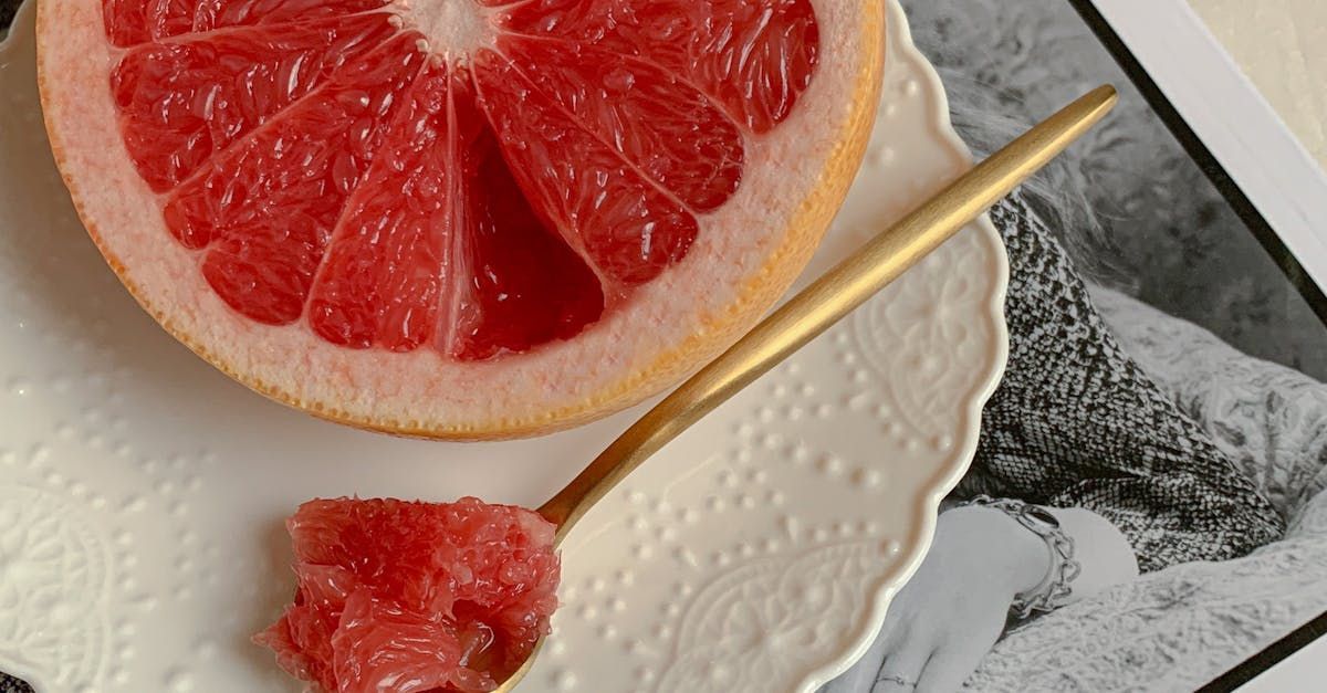 Grapefruit? oil and historical uses