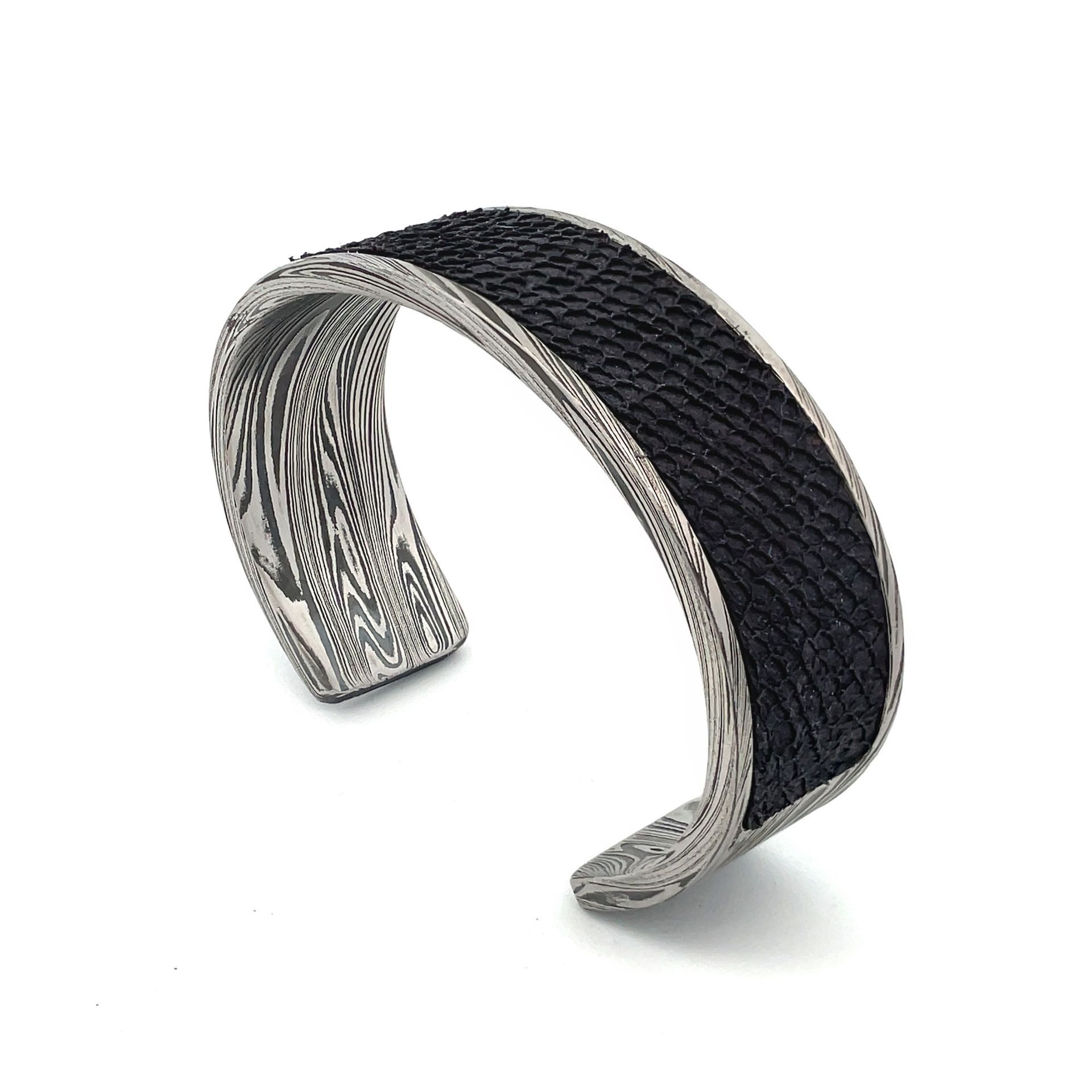Damascus Cuff with Inlay - Lionfish