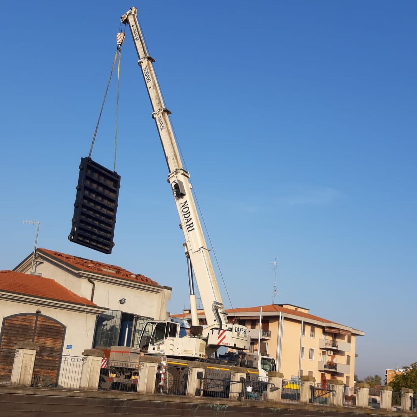 sollevamento tettoria