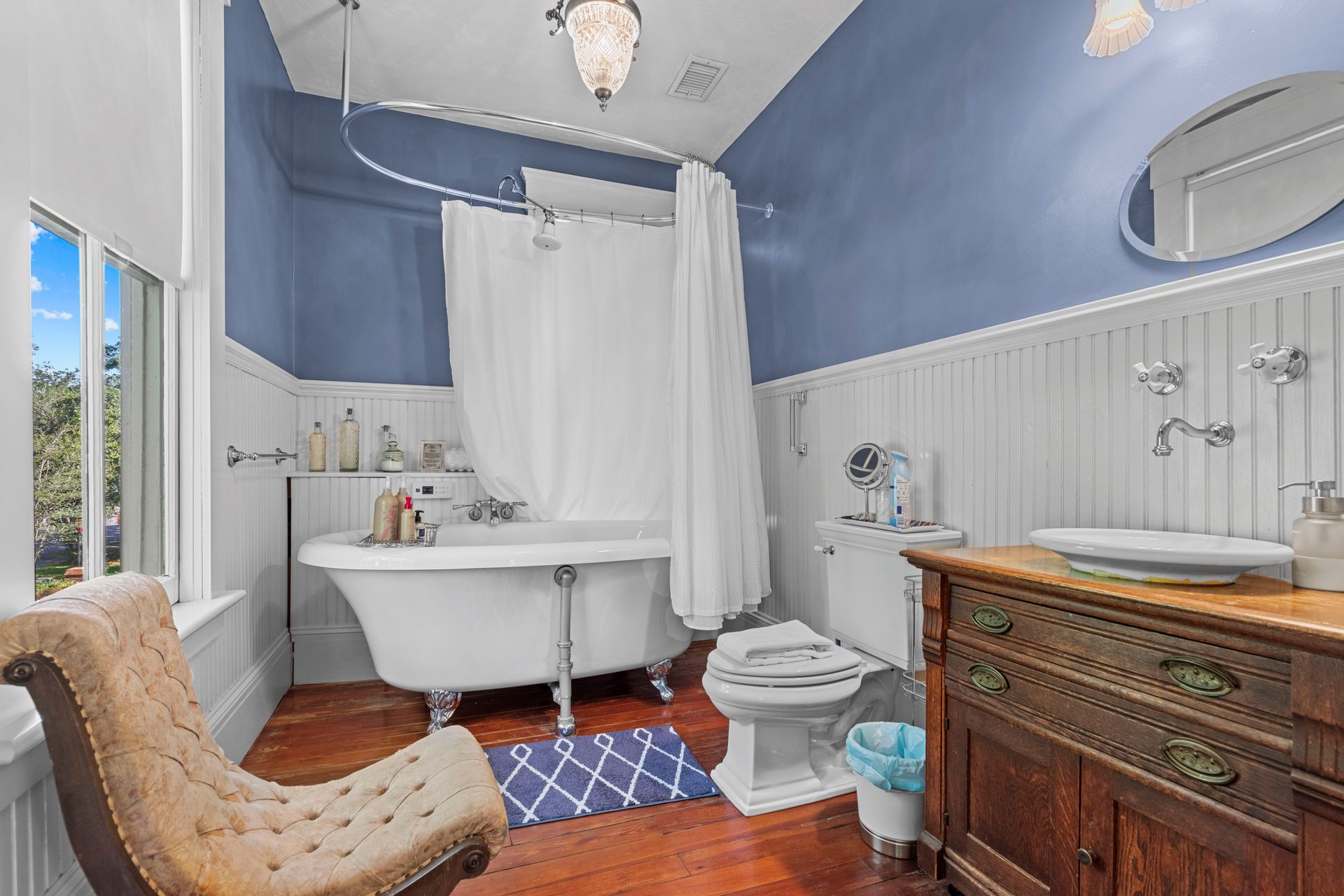 The Laurel Oak Inn in Gainesville FL