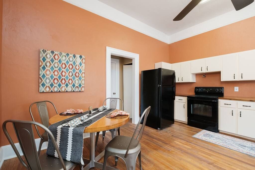 kitchen dining room downtown duplex