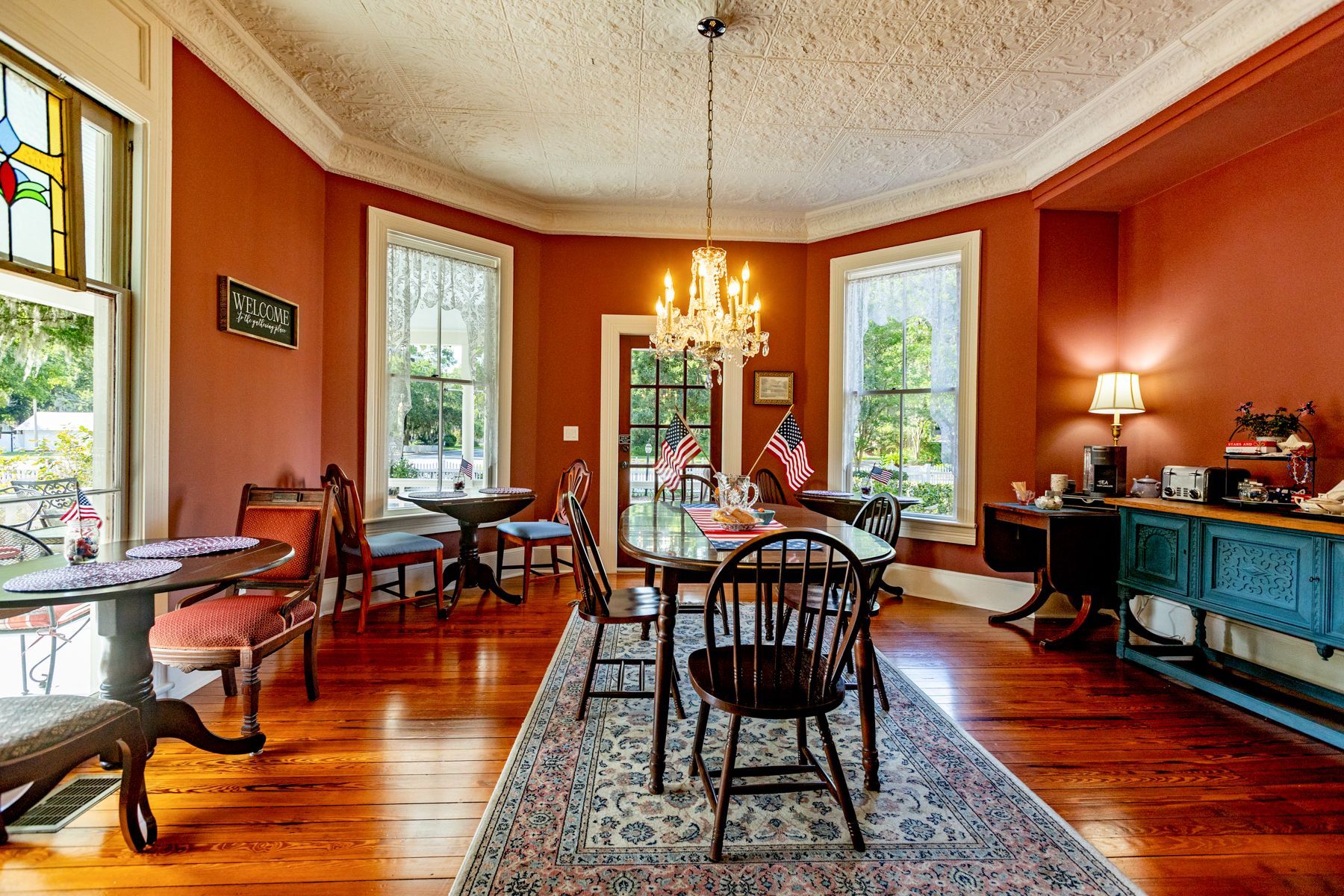 Interior and exterior of the Camellia Rose Inn - rent the inn as a whole home AirBNB or VRBO.