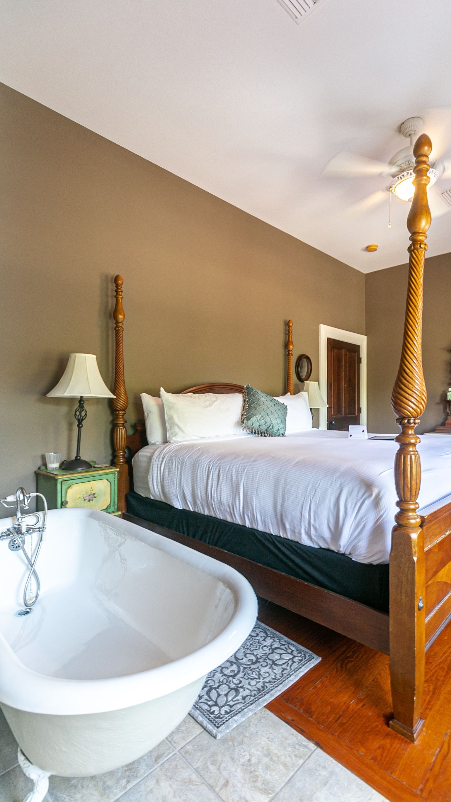 The Camellia Rose Inn in Gainesville FL