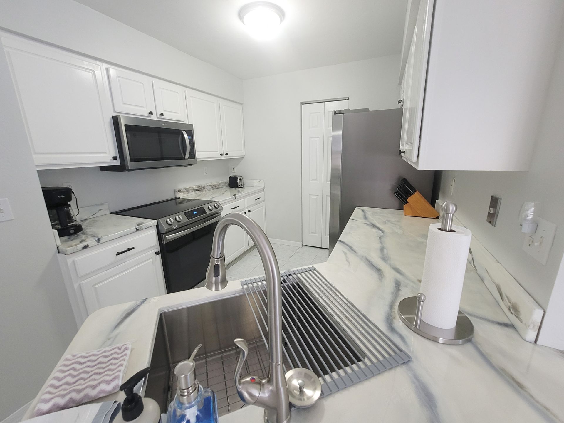 3 bed/ 2 bath home in a quiet neighborhood - Gainesville FL