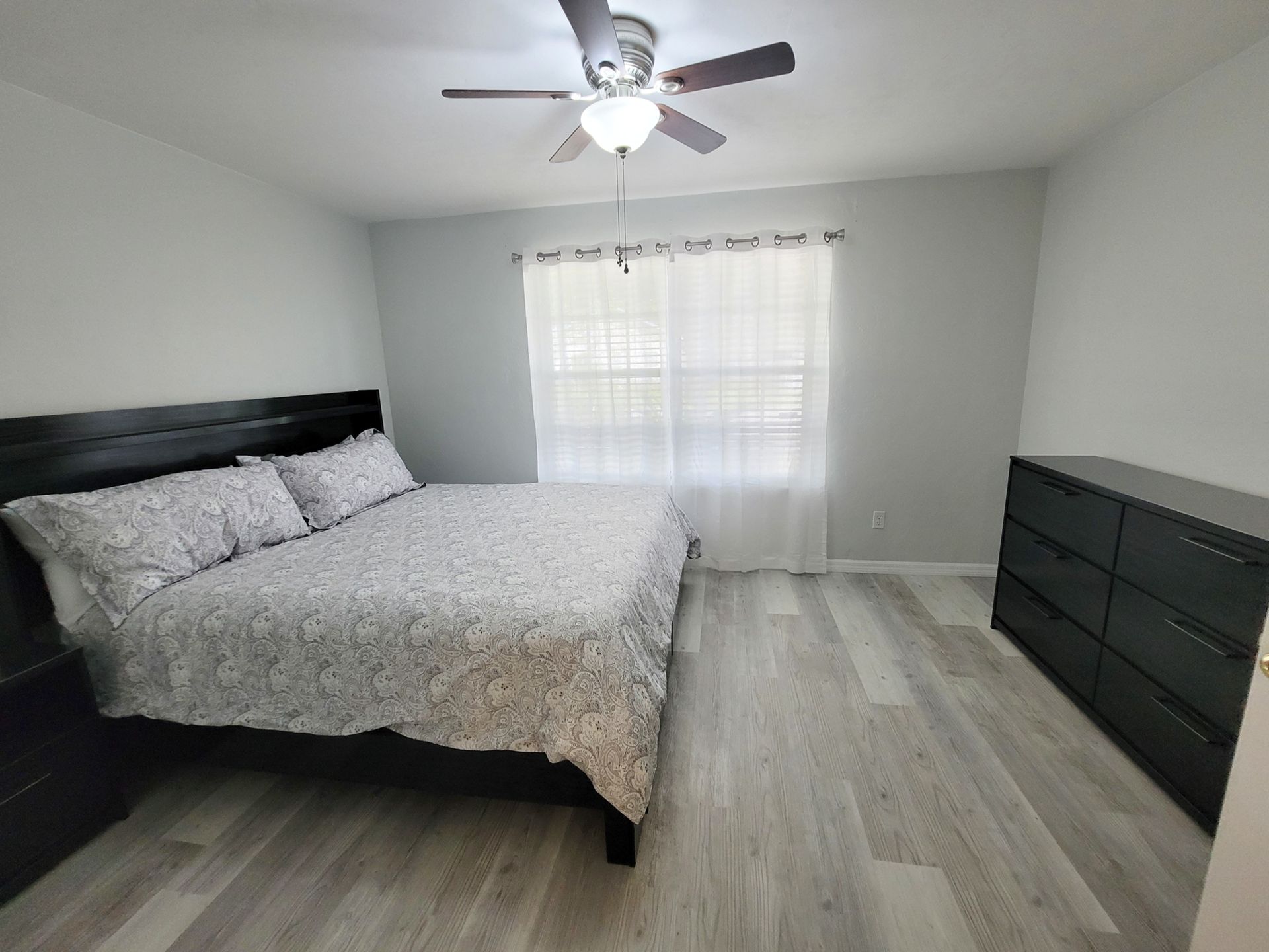 3 bed/ 2 bath home in a quiet neighborhood - Gainesville FL