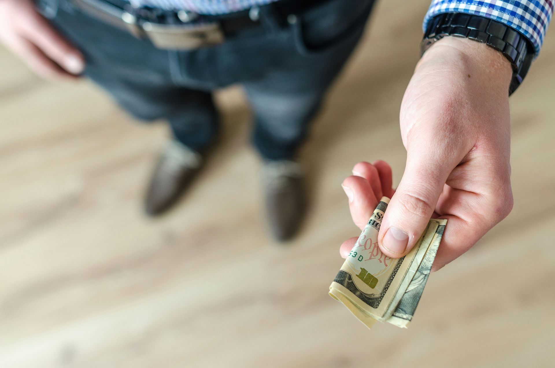 Cash for property referrals