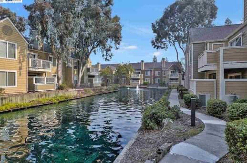 285 Reflections Dr., #22, San Ramon, CA 94583