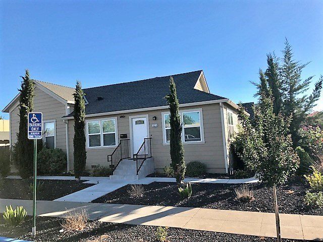 325 S. M St., Livermore, CA 94550