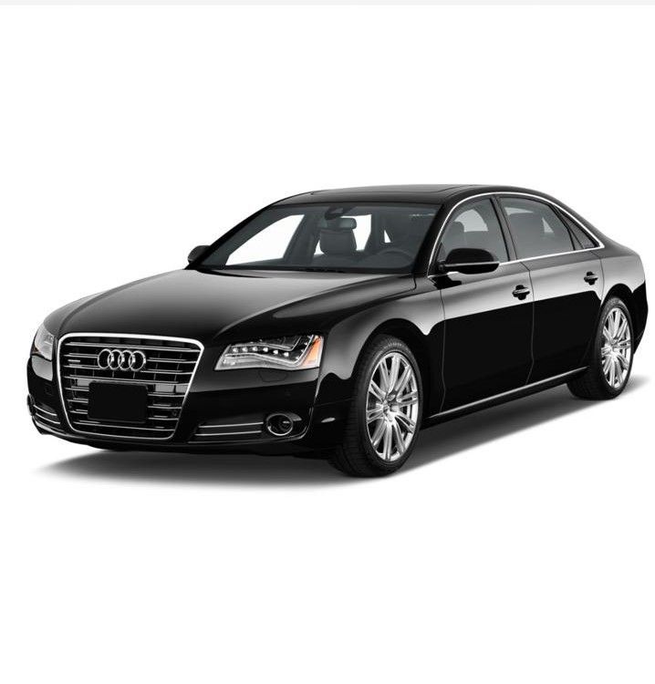 Noleggio Audi A8 berlina nera a Pescara