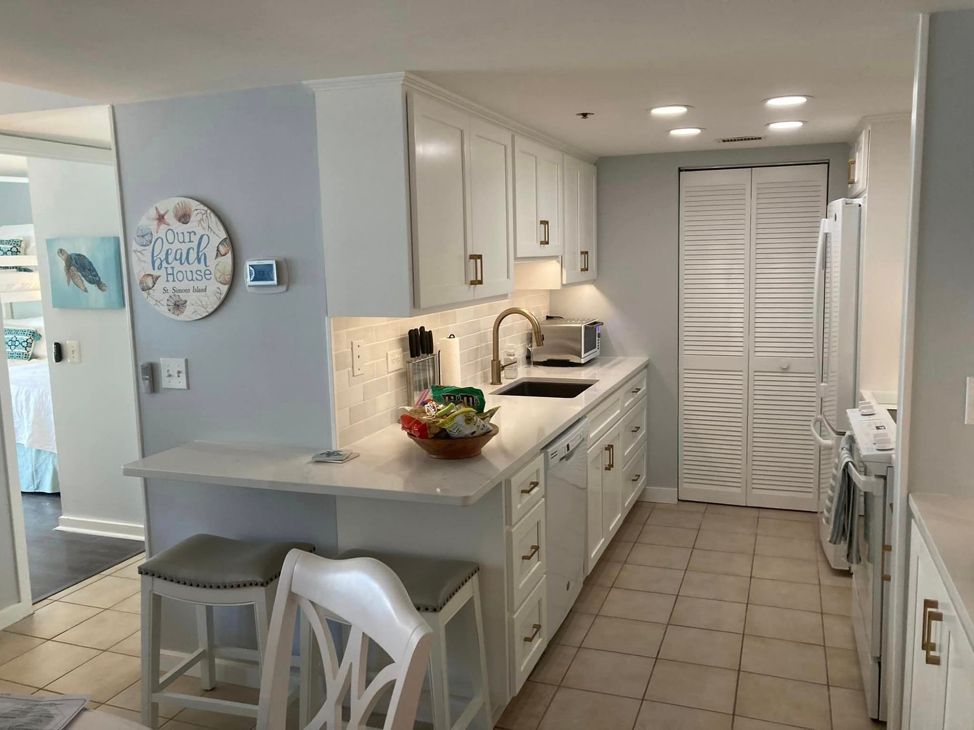 Transitional Kitchen Remodel by ADM Remodeling project photo