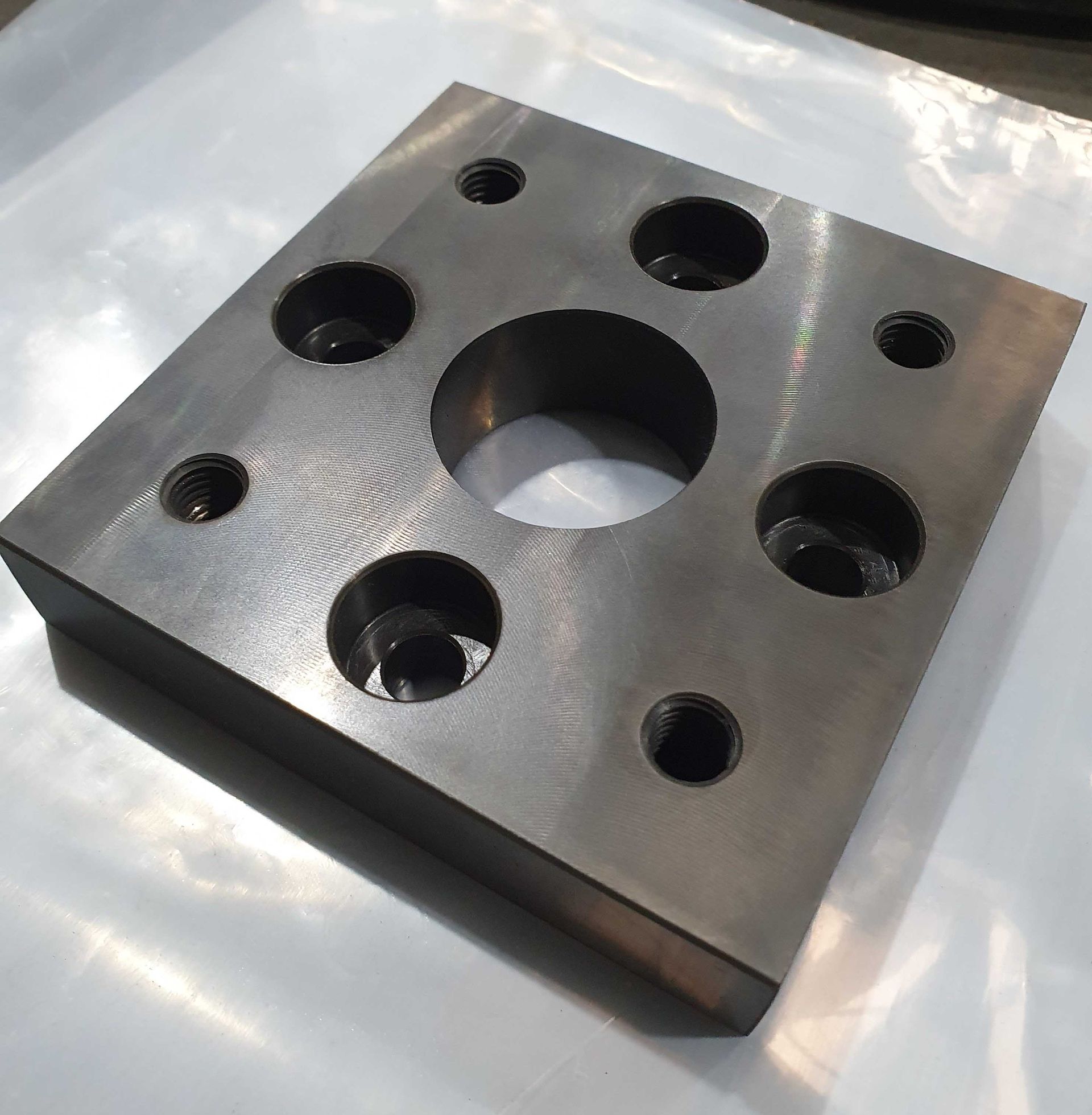 Hydraulic Press Plate | Lismore, NSW | McKeeko General Engineering