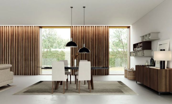 Tavolo e poltroncine di design