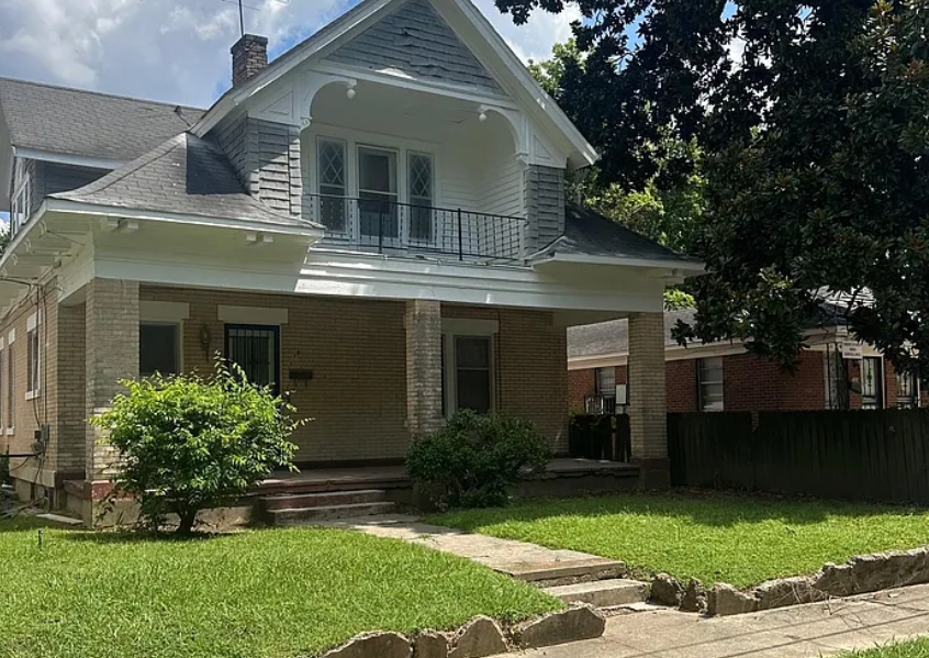 the property located at 578 McKinley St