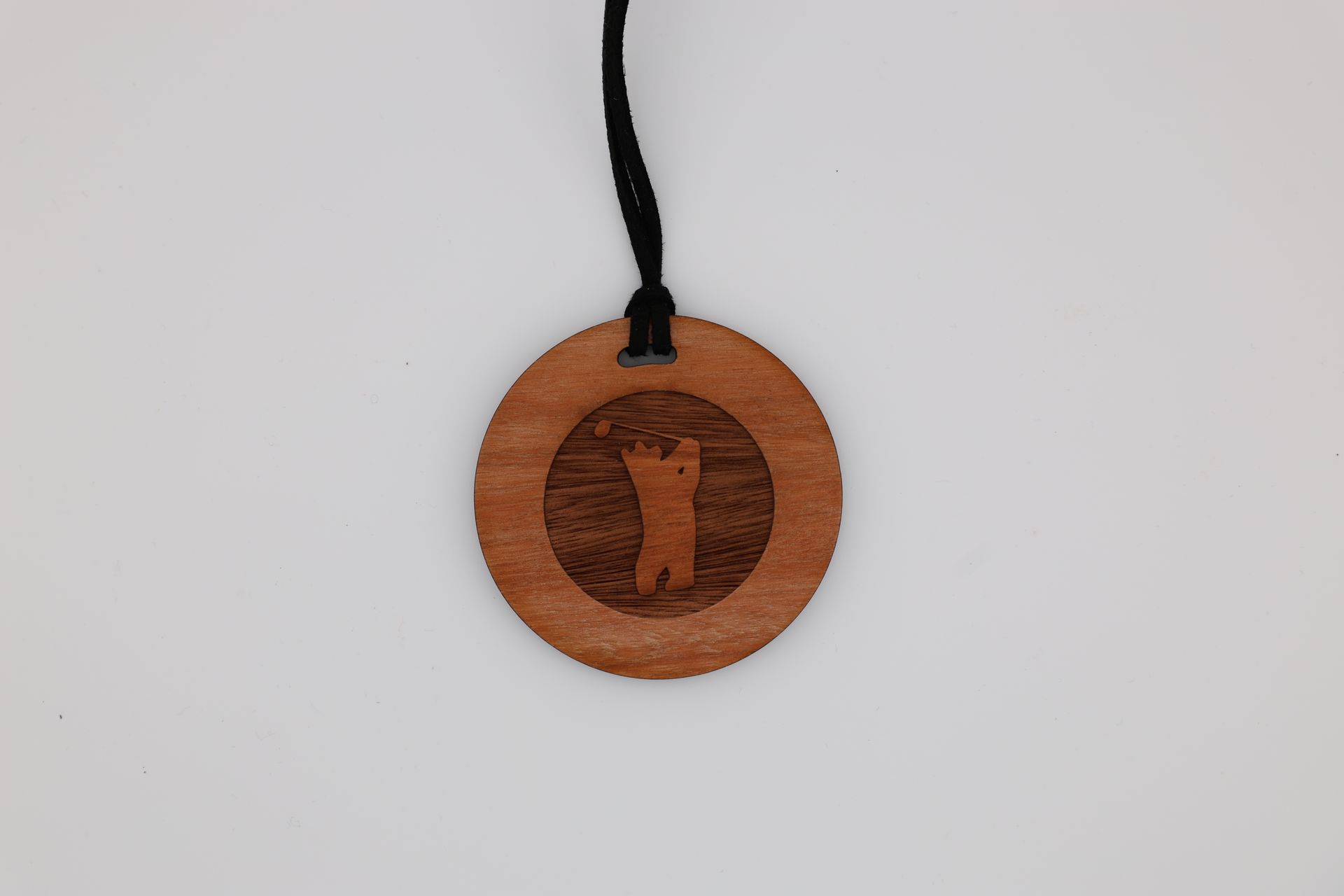 Golfer Guild Bear Drive Bag Tag in eucalyptus wood with golfing animal bear engraving. Cutest bag tag in golf.