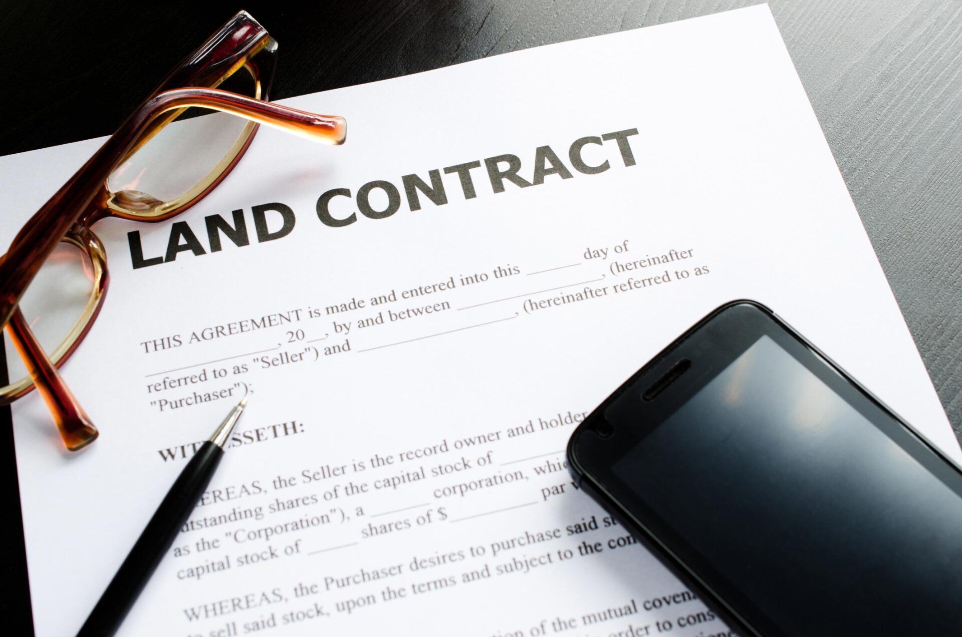 Land contract | Richmond, NSW | Shaddicks Lawyers